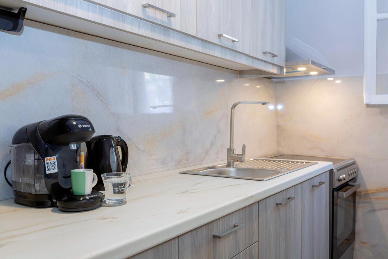 H&G Old Town Apartment コルフ島 エクステリア 写真